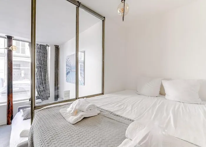 125 Cochine - Superbe A Parigi